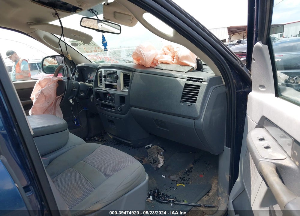 2007 DODGE RAM 1500 SLT VIN: 1D7HA18247J618668