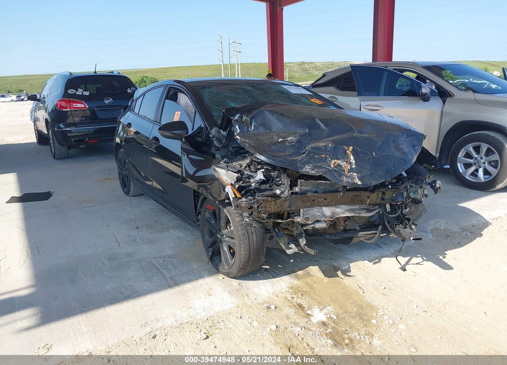 2018 CHEVROLET CRUZE LT AUTO VIN: 3G1BE6SM2JS646933