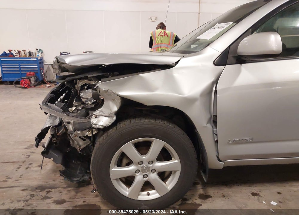 2006 TOYOTA RAV4 LIMITED VIN: JTMBD31V966021086