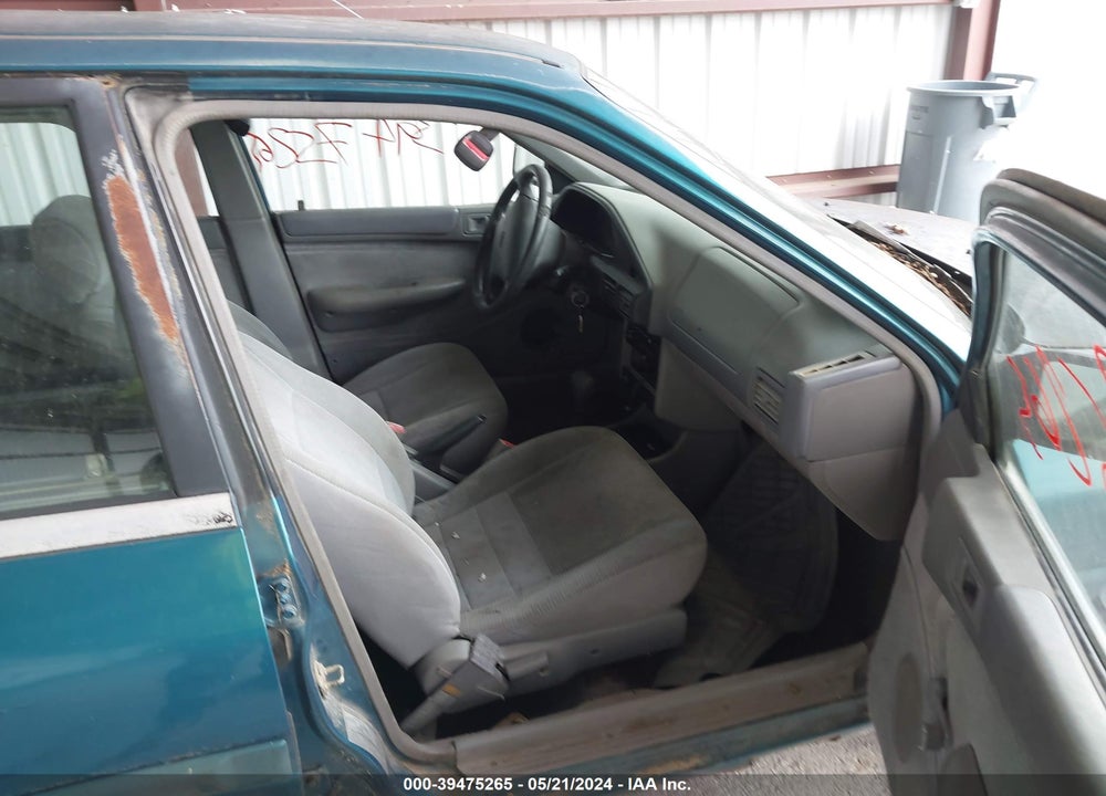 1995 FORD ESCORT LX/SPORT VIN: 3FASP13J9SR103425