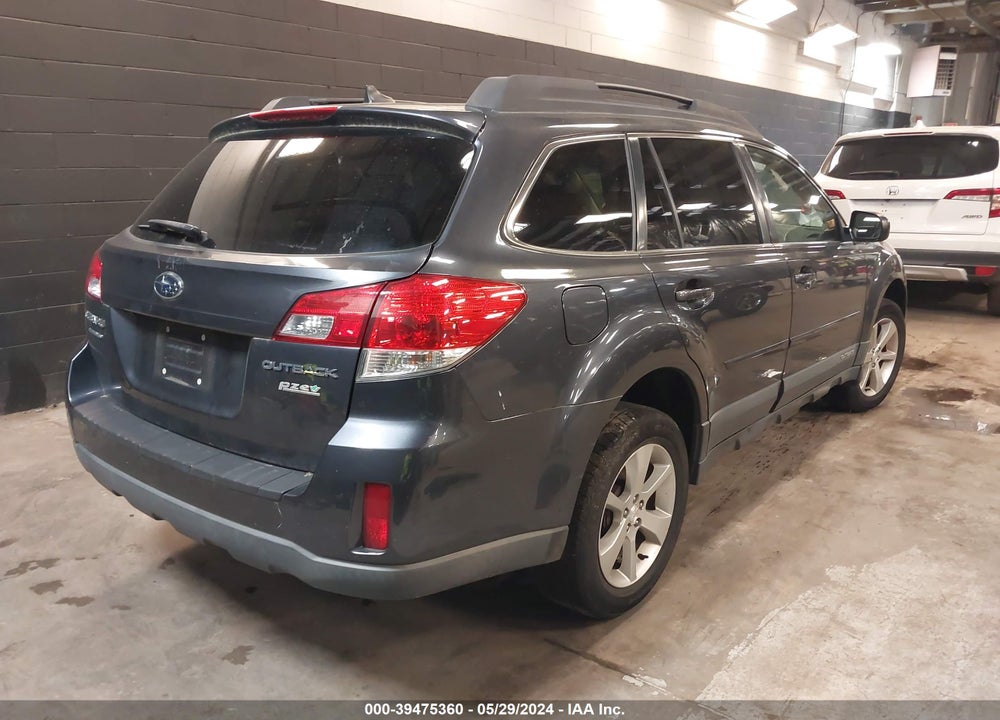 2013 SUBARU OUTBACK 2.5I LIMITED VIN: 4S4BRBKC8D3267369