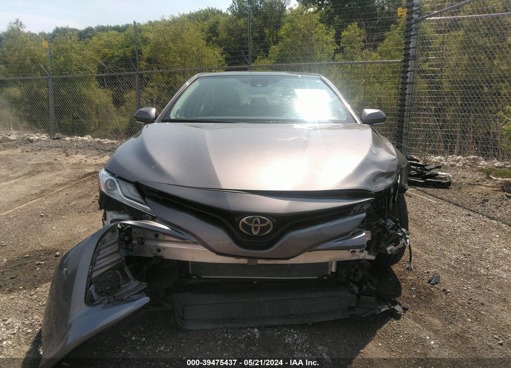 2020 TOYOTA CAMRY XLE VIN: 4T1F11AK4LU884014