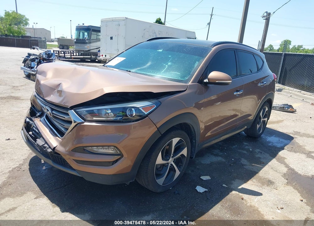 2016 HYUNDAI TUCSON LIMITED VIN: KM8J33A20GU163520