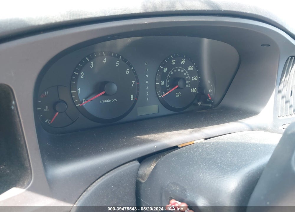 2005 HYUNDAI ELANTRA GLS/GT VIN: KMHDN46DX5U070590