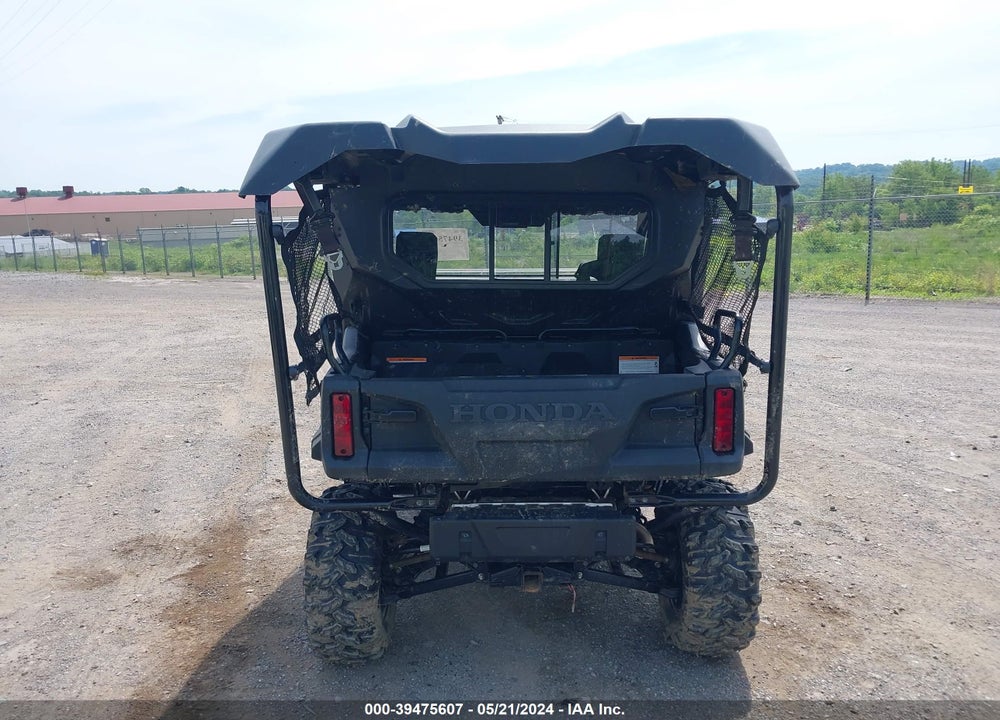 2019 HONDA SXS1000 M5 VIN: 1HFVE04H8K4300099