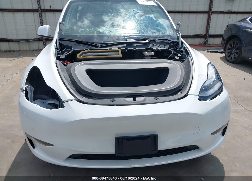 2021 TESLA MODEL Y STANDARD RANGE REAR-WHEEL DRIVE VIN: 5YJYGDED2MF107270