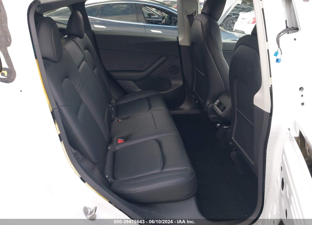 2021 TESLA MODEL Y STANDARD RANGE REAR-WHEEL DRIVE VIN: 5YJYGDED2MF107270