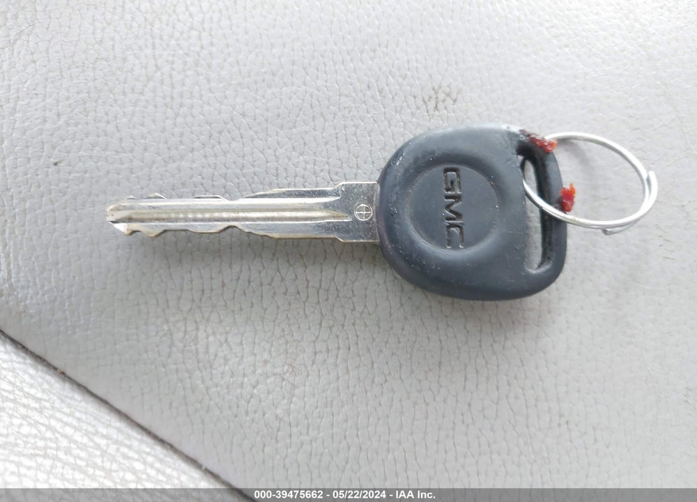 2007 GMC SIERRA 1500 SLT VIN: 3GTEK13387G526183