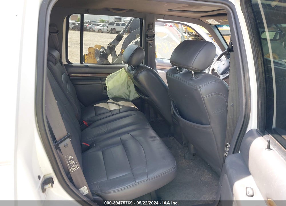 2000 FORD EXPLORER LIMITED VIN: 1FMDU75E7YZA25029