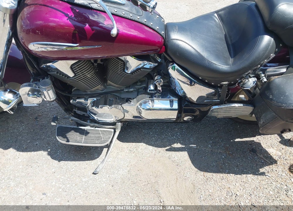 2005 HONDA VTX1300 R VIN: 1HFSC52395A201858