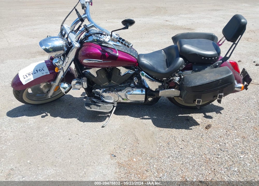 2005 HONDA VTX1300 R VIN: 1HFSC52395A201858