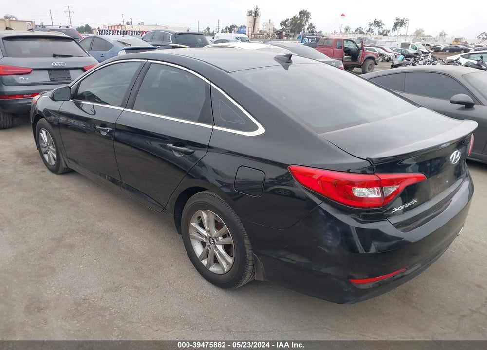 2015 HYUNDAI SONATA SE VIN: 5NPE24AF3FH186025