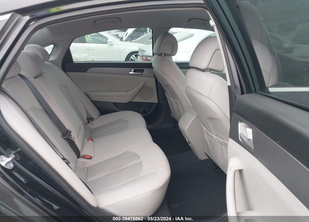 2015 HYUNDAI SONATA SE VIN: 5NPE24AF3FH186025