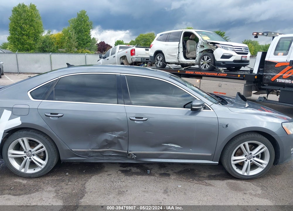 2013 VOLKSWAGEN PASSAT 2.0L TDI SE VIN: 1VWBN7A38DC149527