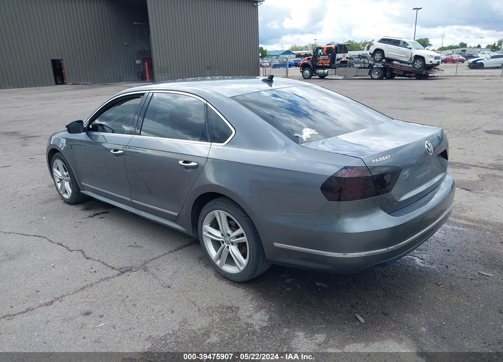 2013 VOLKSWAGEN PASSAT 2.0L TDI SE VIN: 1VWBN7A38DC149527