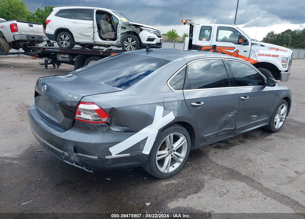2013 VOLKSWAGEN PASSAT 2.0L TDI SE VIN: 1VWBN7A38DC149527