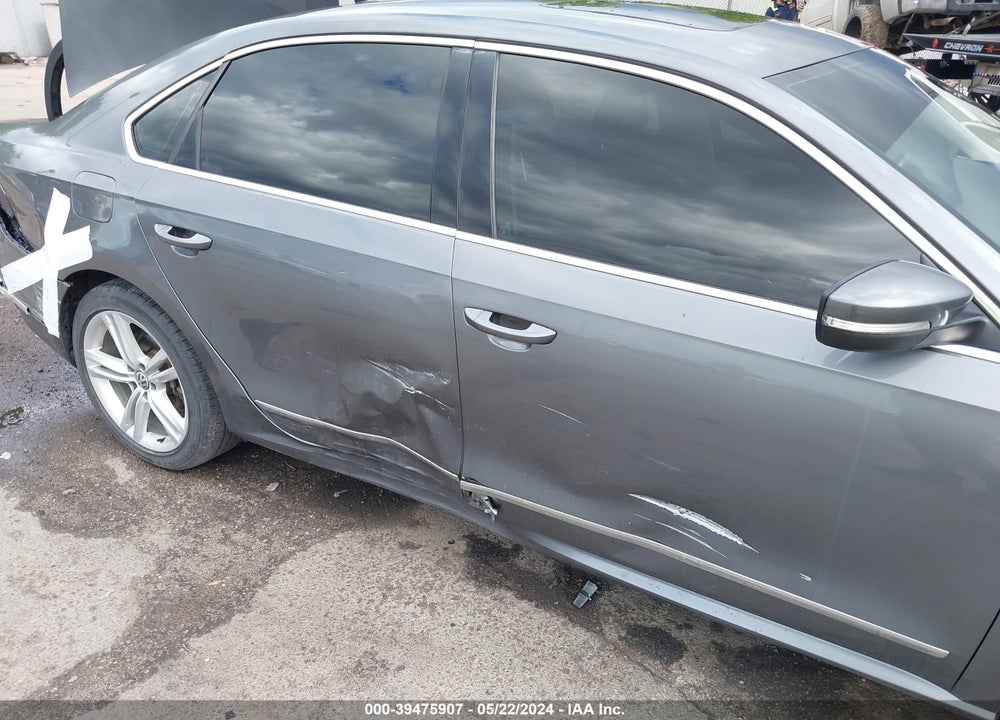 2013 VOLKSWAGEN PASSAT 2.0L TDI SE VIN: 1VWBN7A38DC149527