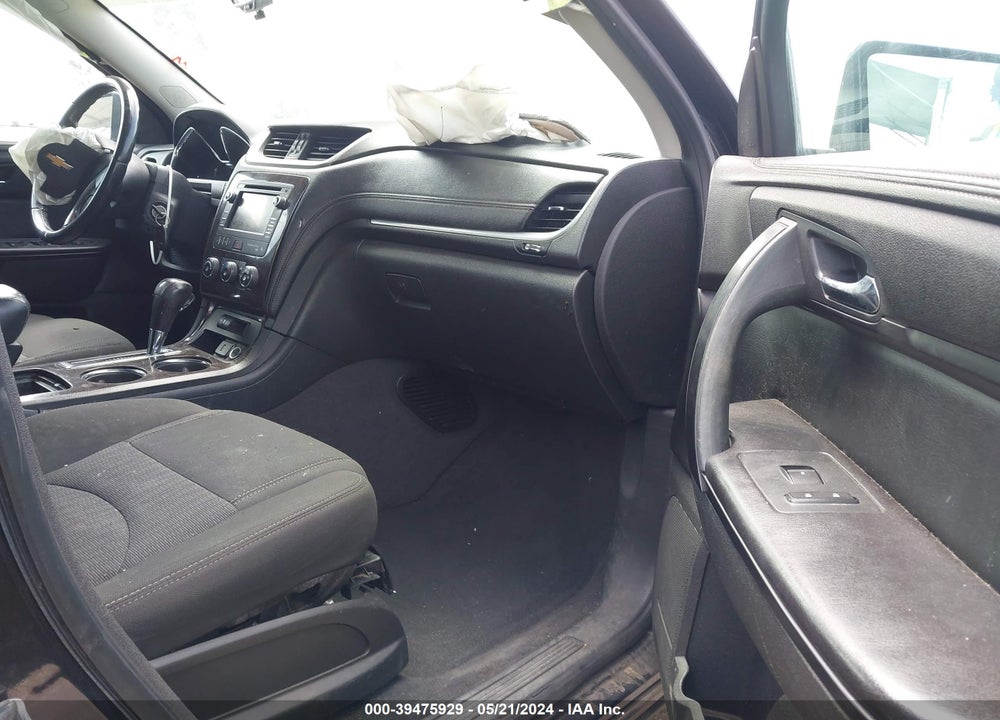 2016 CHEVROLET TRAVERSE LS VIN: 1GNKVFKD5GJ338650