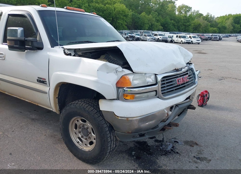 2002 GMC SIERRA 2500HD SLE VIN: 1GTHK23182F107374