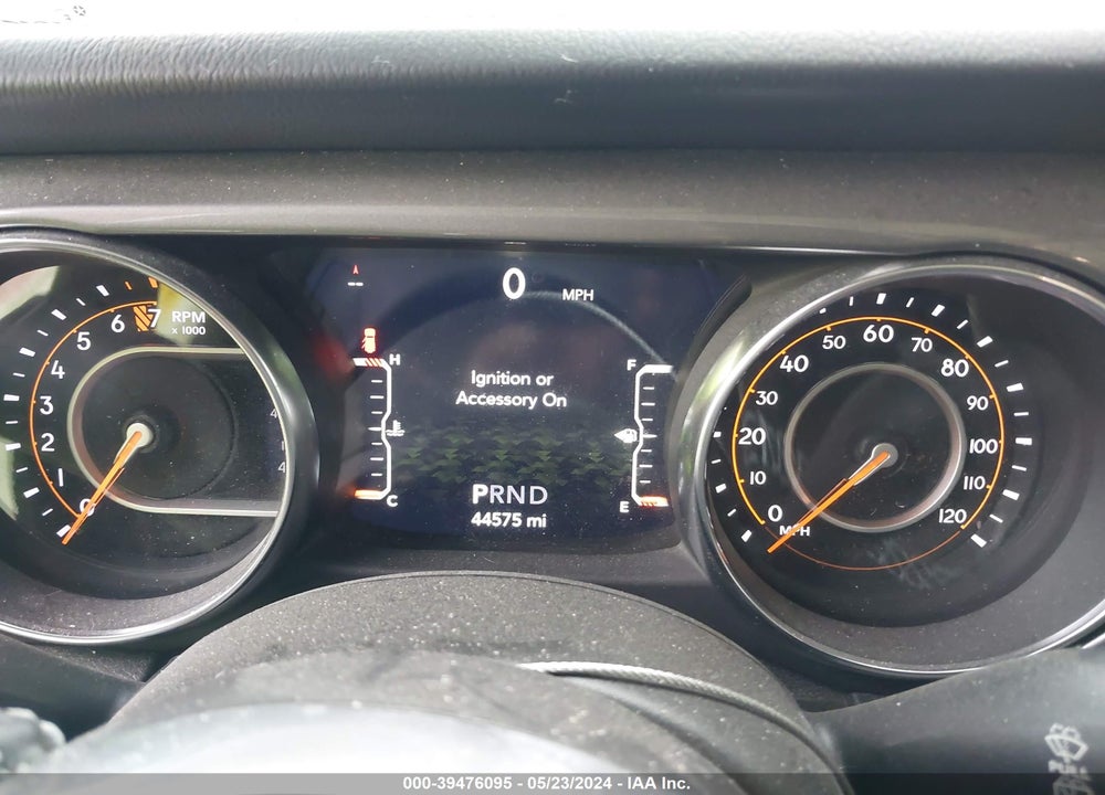 2021 JEEP WRANGLER UNLIMITED SAHARA 4X4 VIN: 1C4HJXEG0MW848185