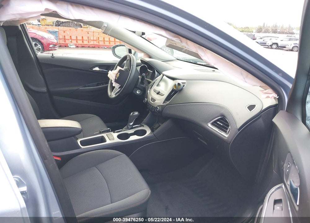 2018 CHEVROLET CRUZE VIN: 1G1BC5SM8J7223398