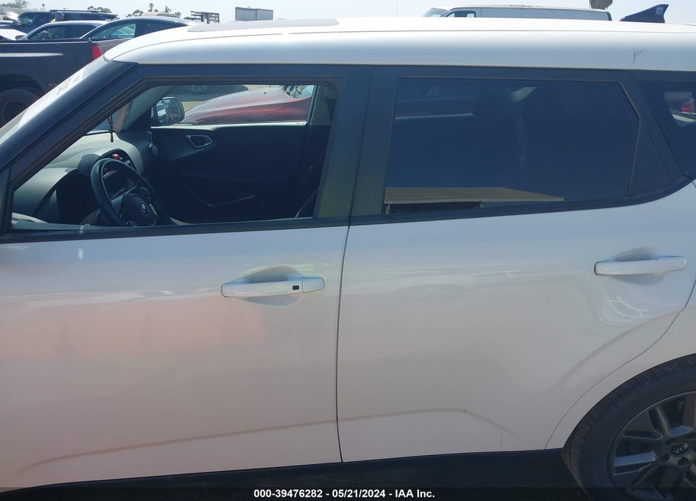 2021 KIA SOUL EX VIN: KNDJ33AU9M7740240