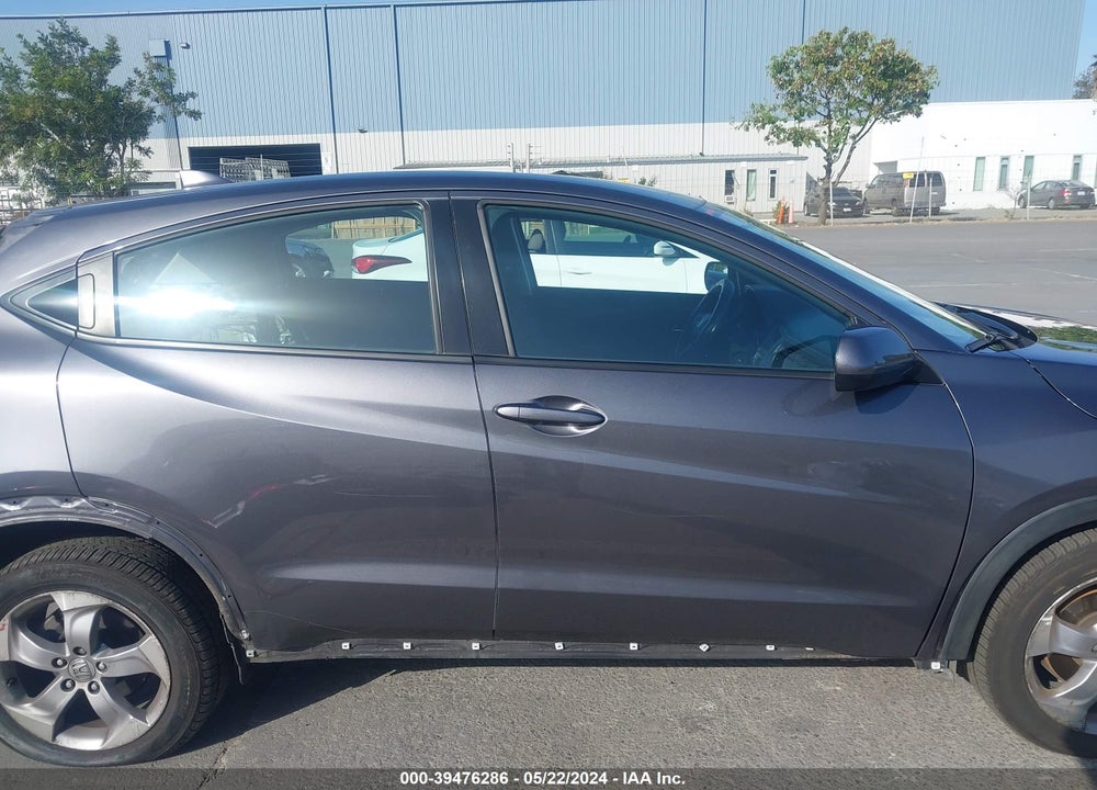 2022 HONDA HR-V VIN: 3CZRU5H37NM735208