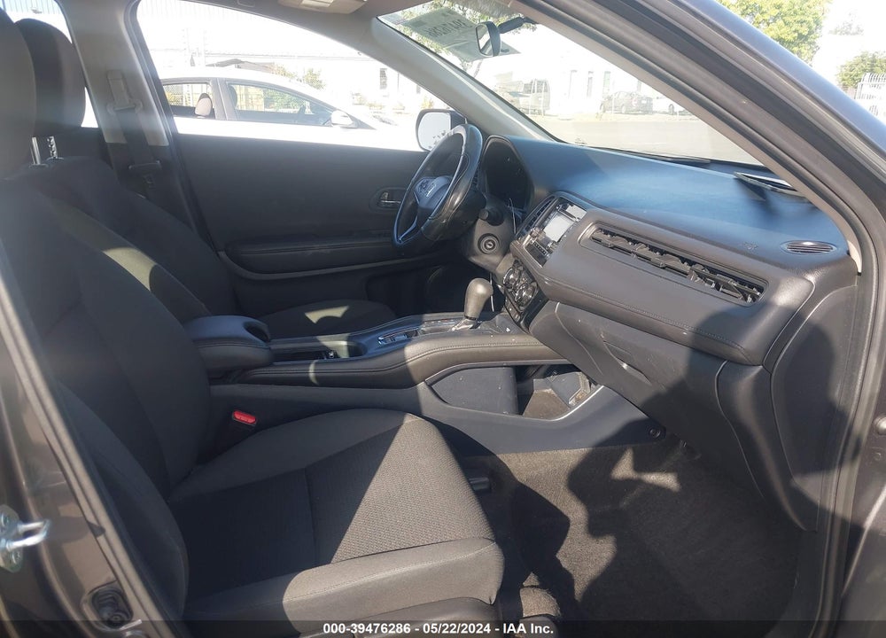 2022 HONDA HR-V VIN: 3CZRU5H37NM735208