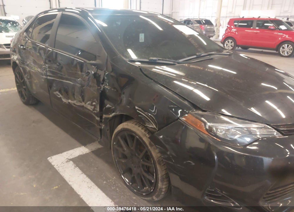 2018 TOYOTA COROLLA LE VIN: 5YFBURHE6JP826487