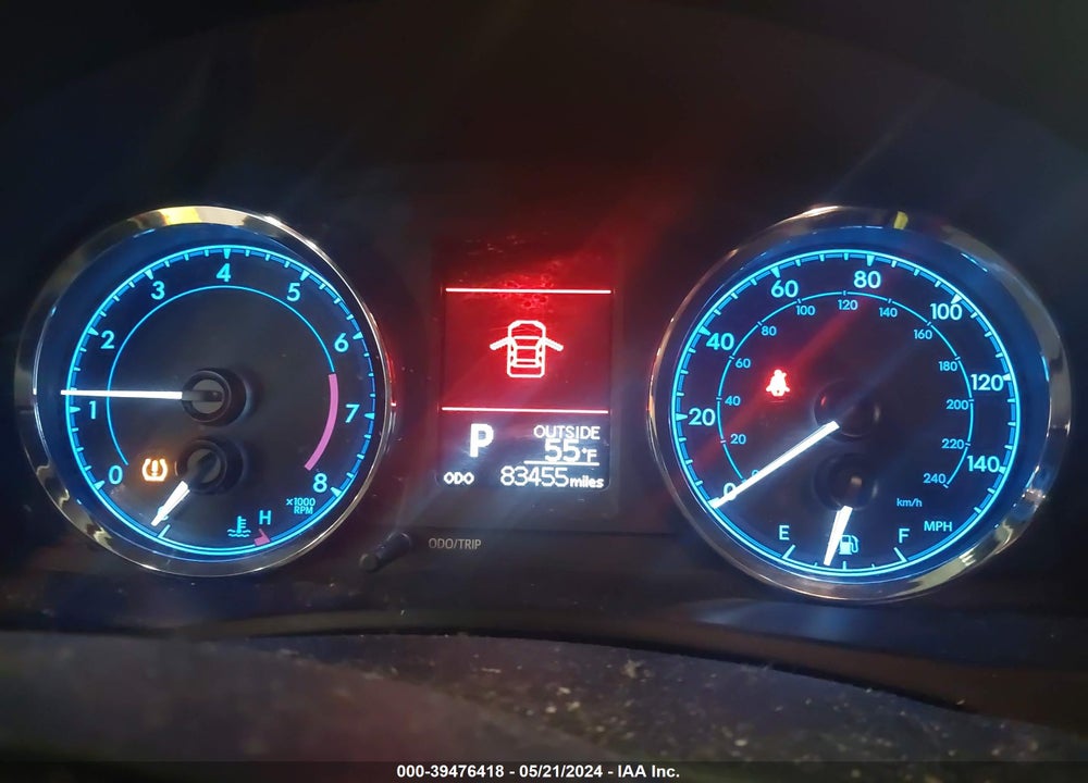 2018 TOYOTA COROLLA LE VIN: 5YFBURHE6JP826487