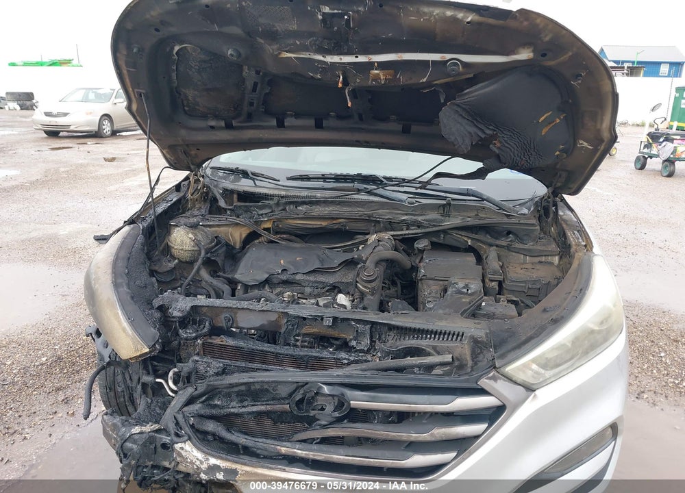 2016 HYUNDAI TUCSON SPORT VIN: KM8J33A22GU194056