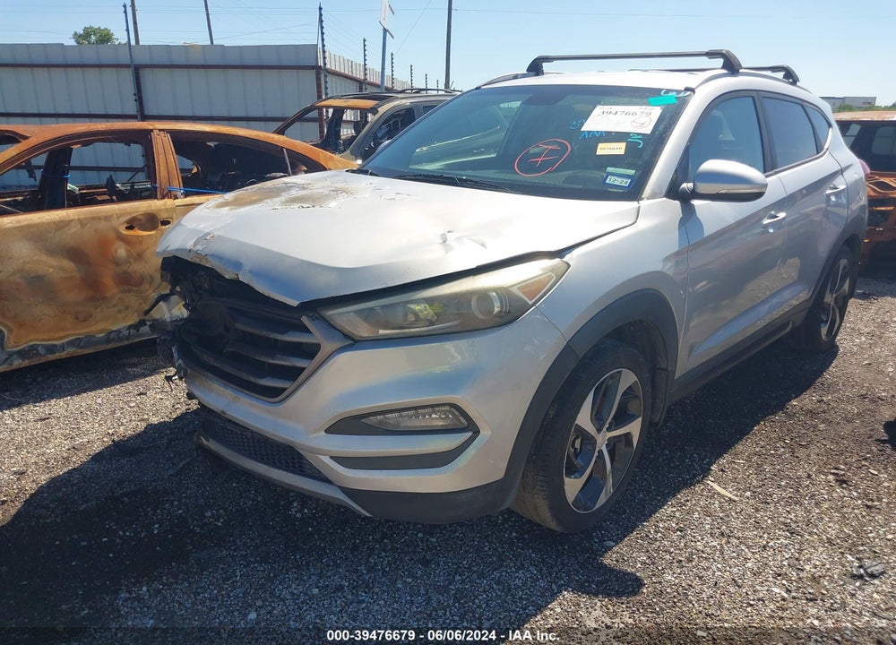 2016 HYUNDAI TUCSON SPORT VIN: KM8J33A22GU194056