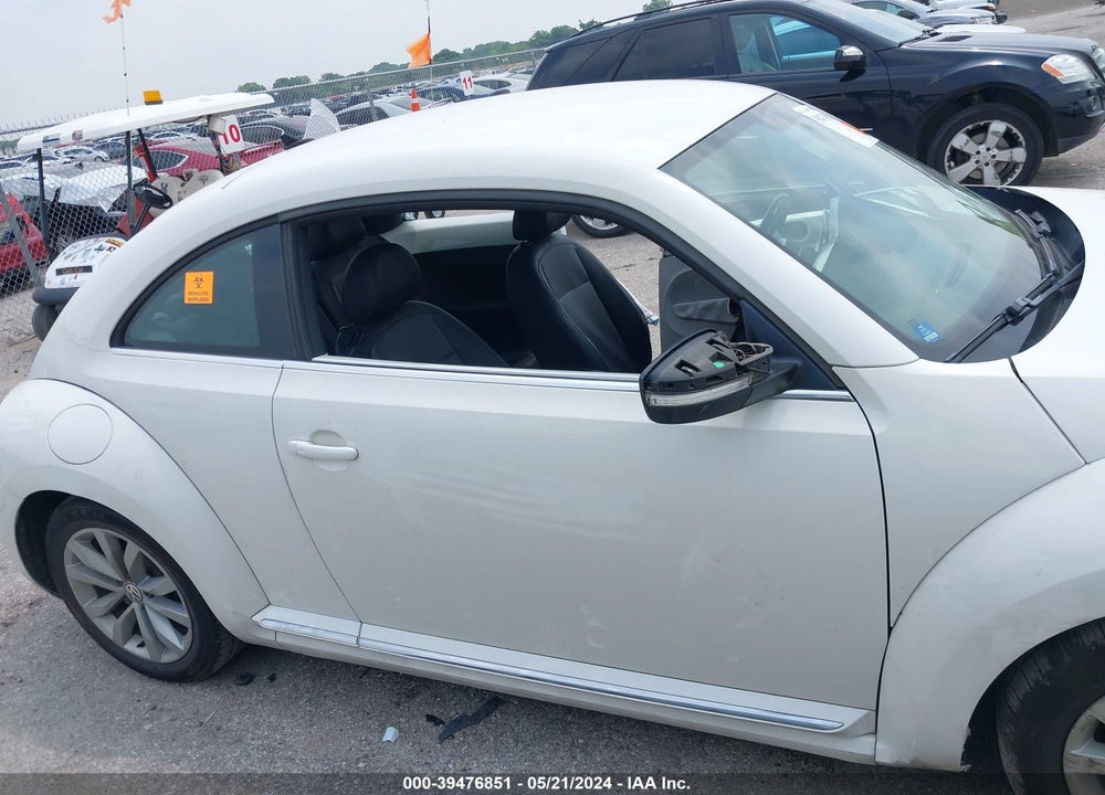 2013 VOLKSWAGEN BEETLE 2.0L TDI VIN: 3VWJL7AT8DM610452
