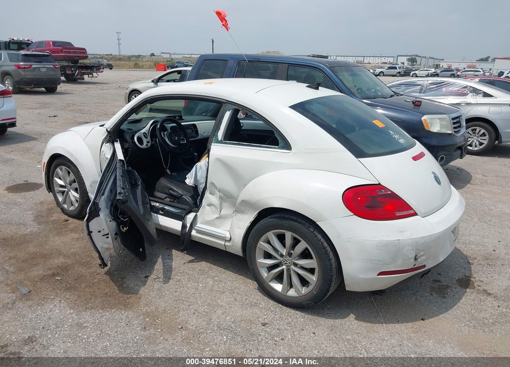 2013 VOLKSWAGEN BEETLE 2.0L TDI VIN: 3VWJL7AT8DM610452