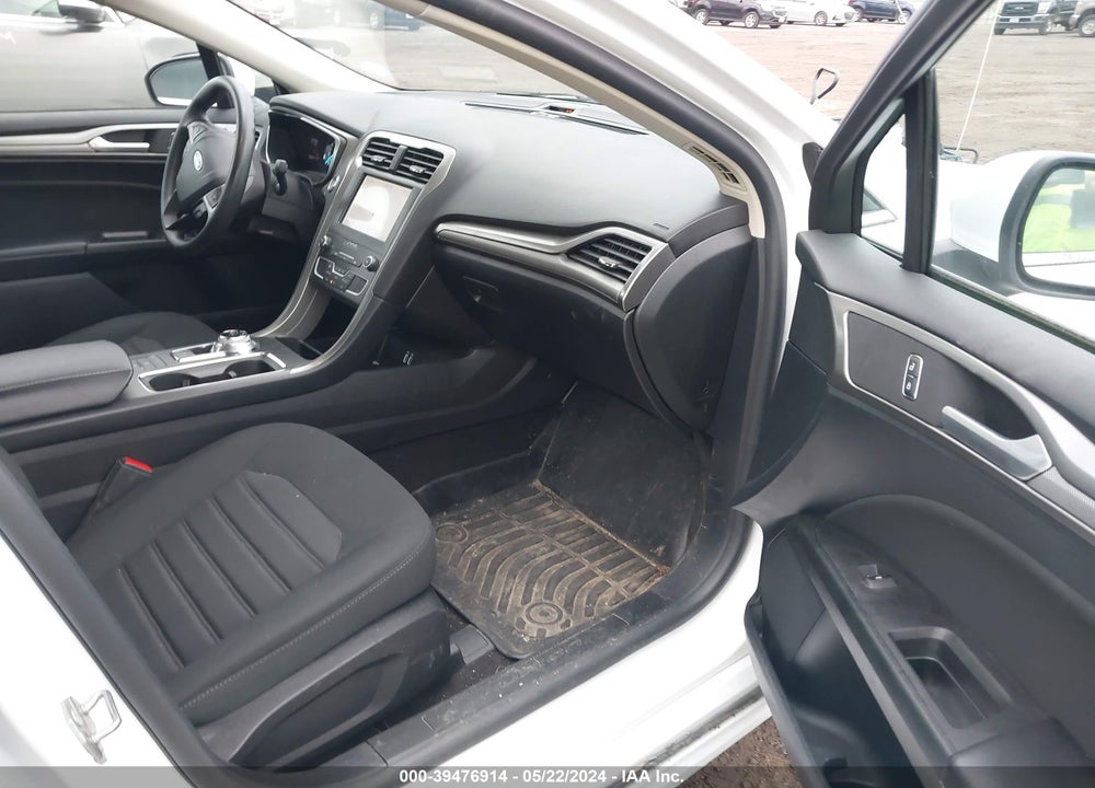 2020 FORD FUSION SE VIN: 3FA6P0HD9LR147361