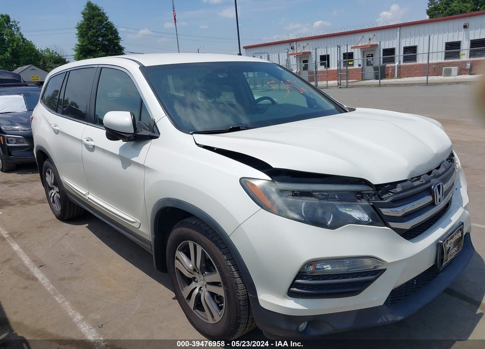 2017 HONDA PILOT EX VIN: 5FNYF5H3XHB025823