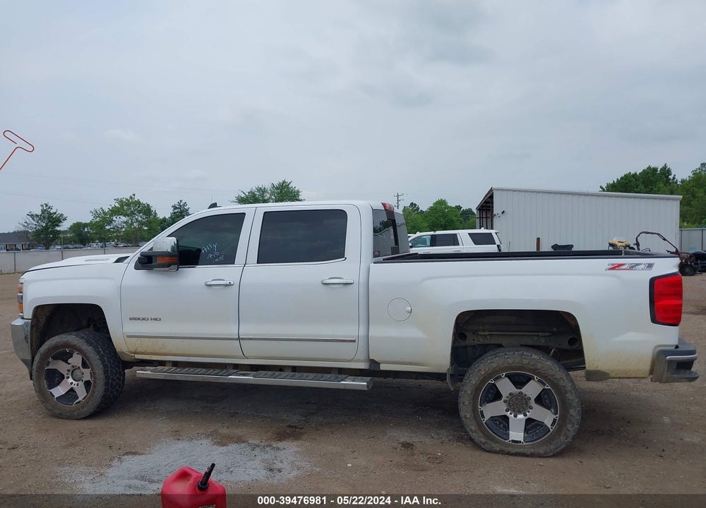 2017 CHEVROLET SILVERADO 2500HD LTZ VIN: 1GC1KWEY3HF133229