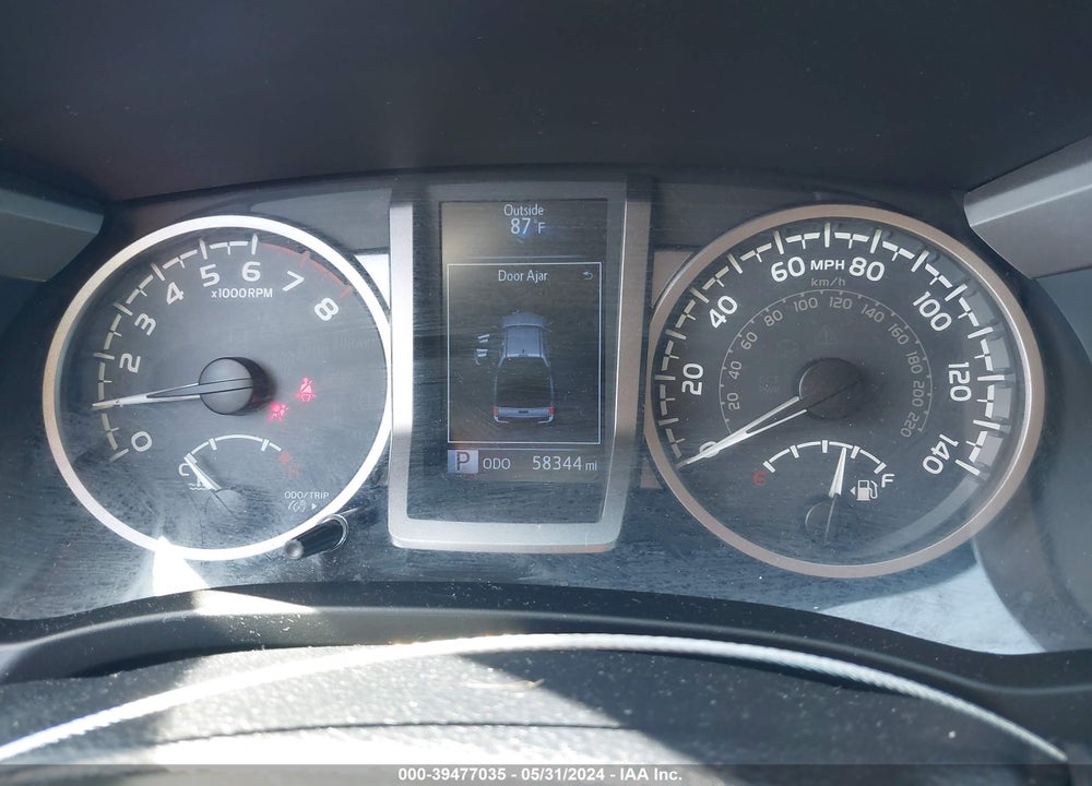 2019 TOYOTA TACOMA SR5 V6 VIN: 3TMAZ5CN4KM100147