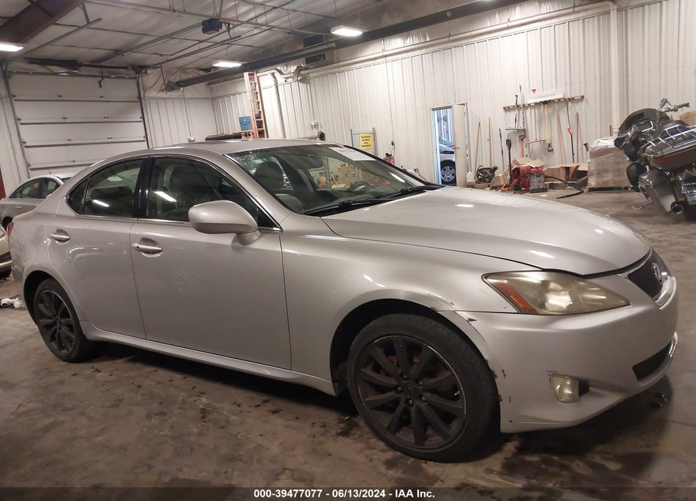 2008 LEXUS IS 250 VIN: JTHCK262285017634