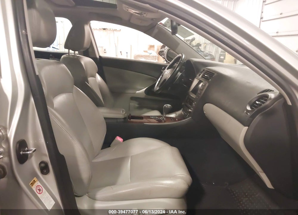 2008 LEXUS IS 250 VIN: JTHCK262285017634