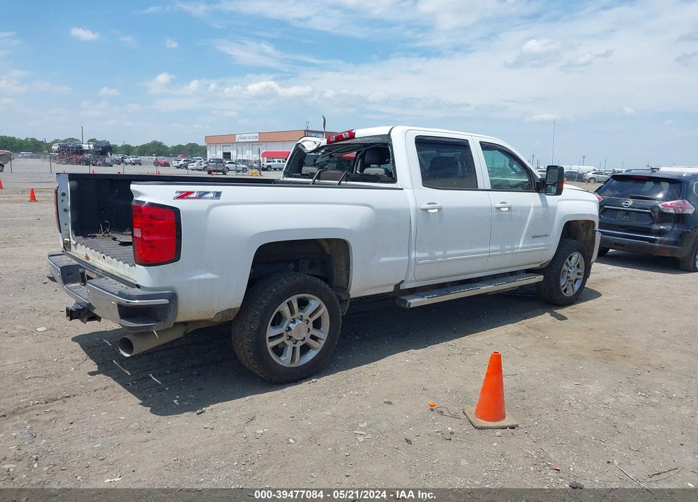 2017 CHEVROLET SILVERADO 2500HD LT VIN: 1GC1KVEYXHF228767