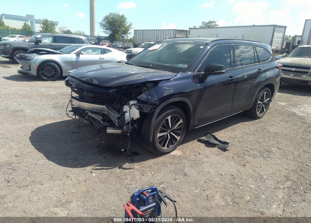 2022 TOYOTA HIGHLANDER XSE VIN: 5TDLZRBH1NS197114