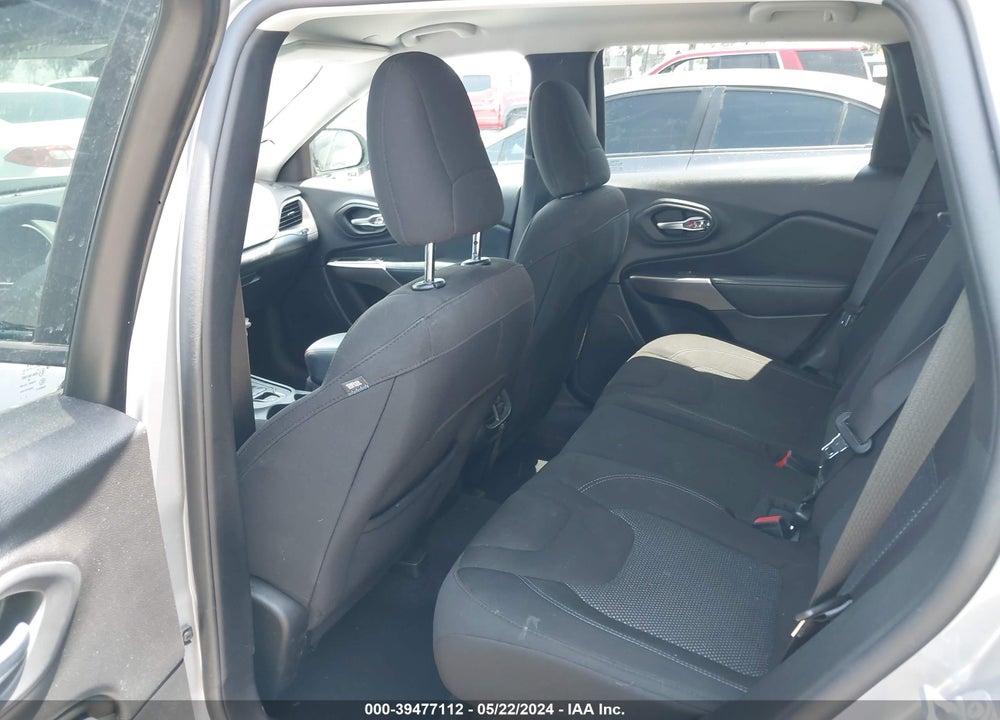 2021 JEEP CHEROKEE LATITUDE FWD VIN: 1C4PJLCB8MD208619
