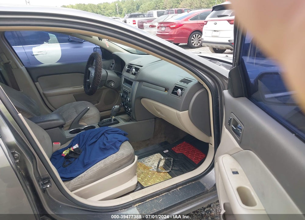 2011 FORD FUSION SE VIN: 3FAHP0HAXBR129335