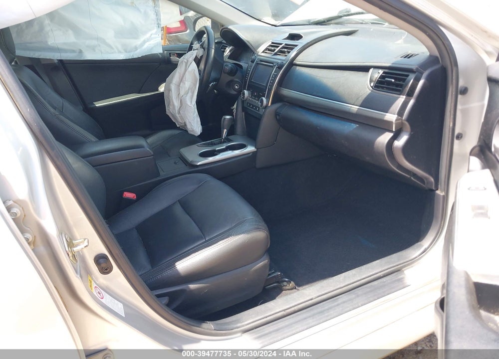 2014 TOYOTA CAMRY SE VIN: 4T1BF1FK1EU759631