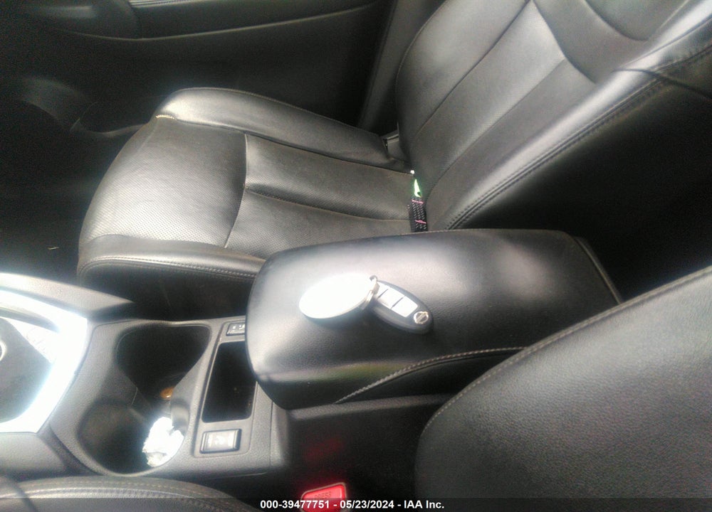 2016 NISSAN ROGUE SL VIN: 5N1AT2MV4GC775094