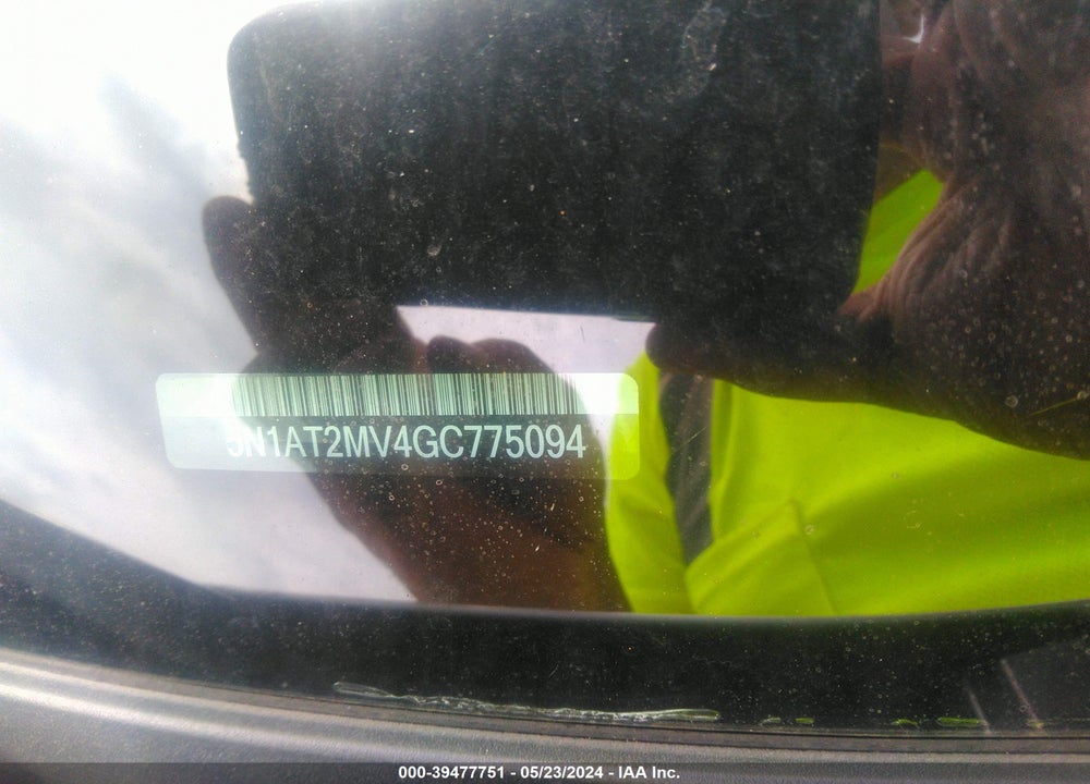 2016 NISSAN ROGUE SL VIN: 5N1AT2MV4GC775094