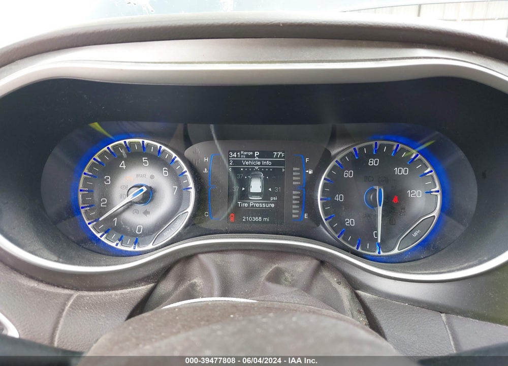 2017 CHRYSLER PACIFICA TOURING VIN: 2C4RC1DG2HR642913