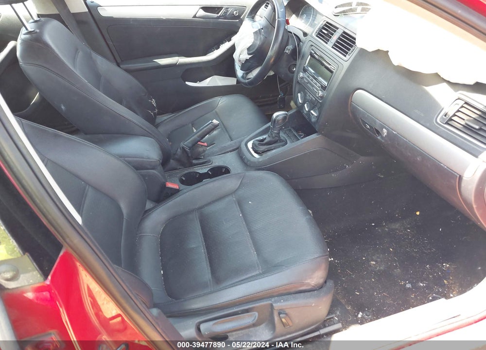 2013 VOLKSWAGEN JETTA 2.5L SE VIN: 3VWDP7AJ7DM284725