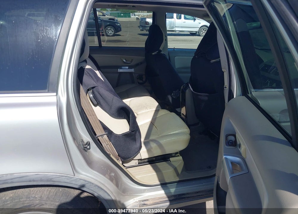 2004 VOLVO XC90 2.5T VIN: YV1CY59H941054936